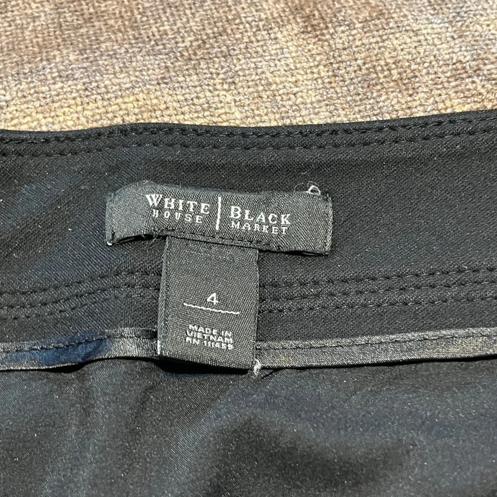 White House Black Market Elegant Black Women's Skirt - Size 4